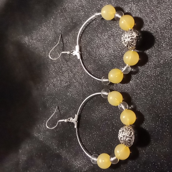 Yellow and silver beaded hoop earrings with 925 hooks. - Picture 1 of 9